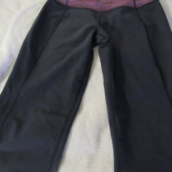 Lululemon Older Leggings Black/Pink  size 6 - Picture 3 of 12